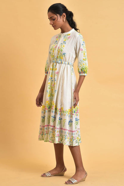 White Floral Summer Vacay Dress - View 3