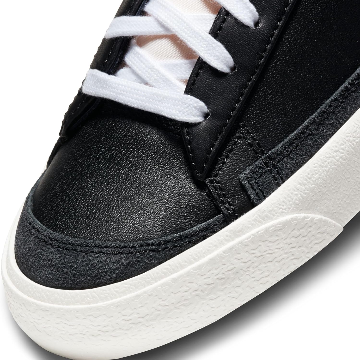 Nike Mens Blazer Low '77 Sneakers - View 6