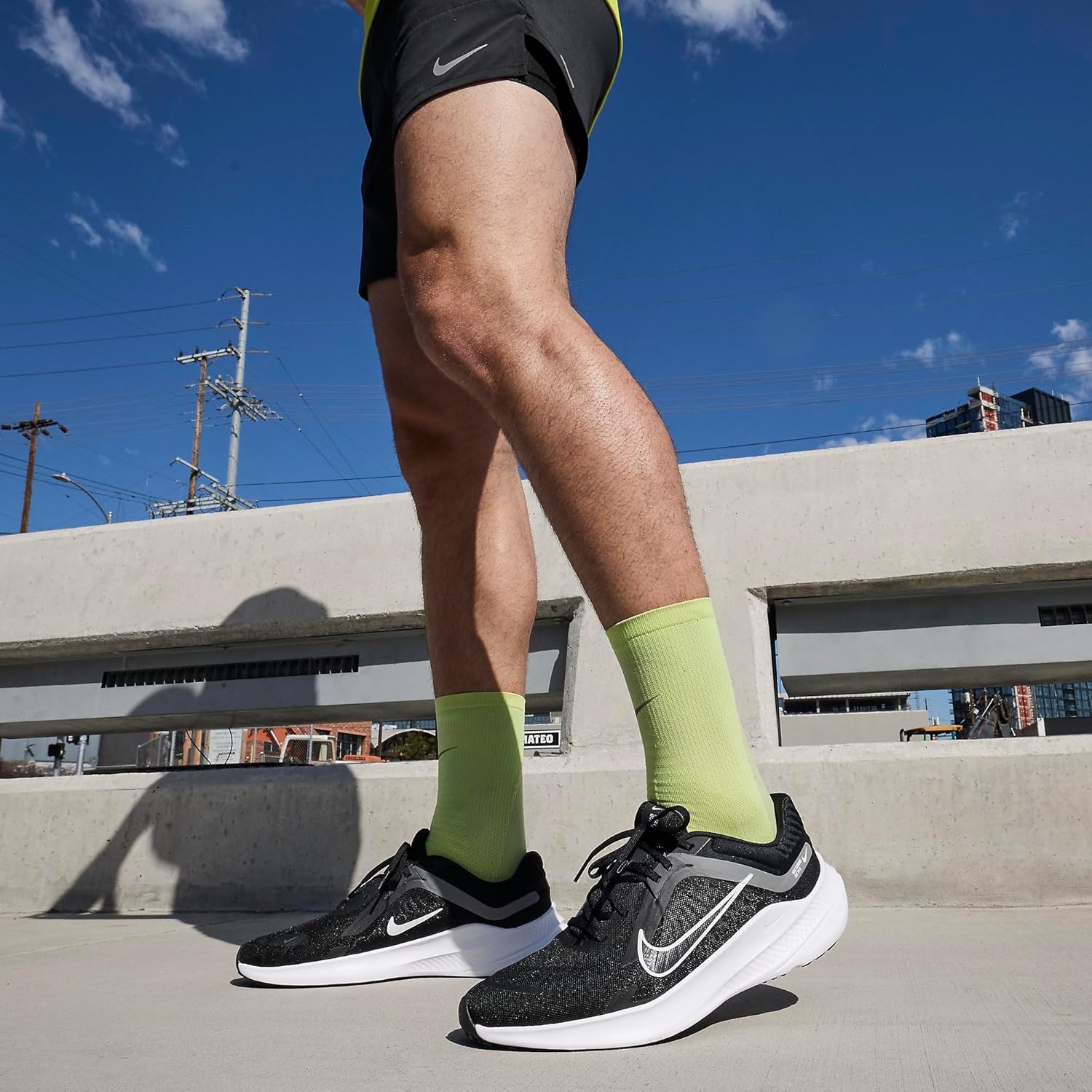 Nike Men Mesh Running Shoes - View 2