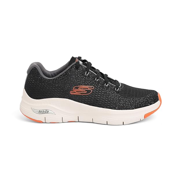 Skechers Men Arch Fit Takar Sneakers