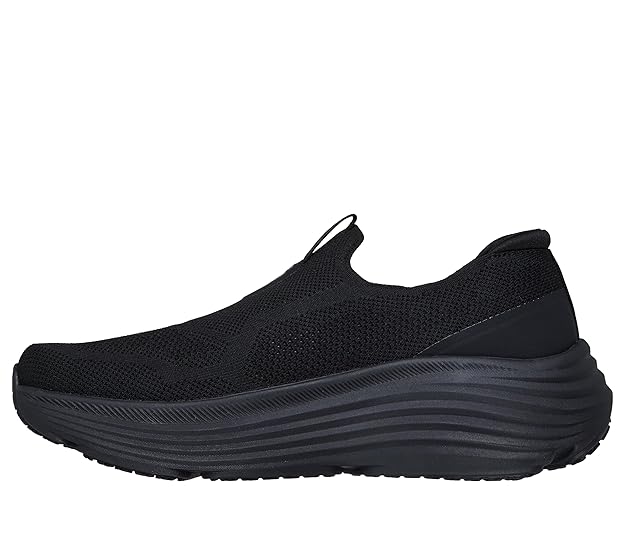 Skechers Mens Max Cushioning Endeavour - Sa Sneaker - View 3