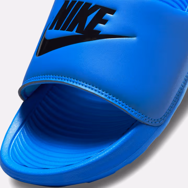 Nike Victori One1 - View 4