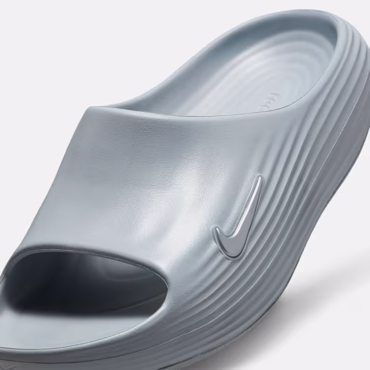 Nike ReactX Rejuven8 - View 2